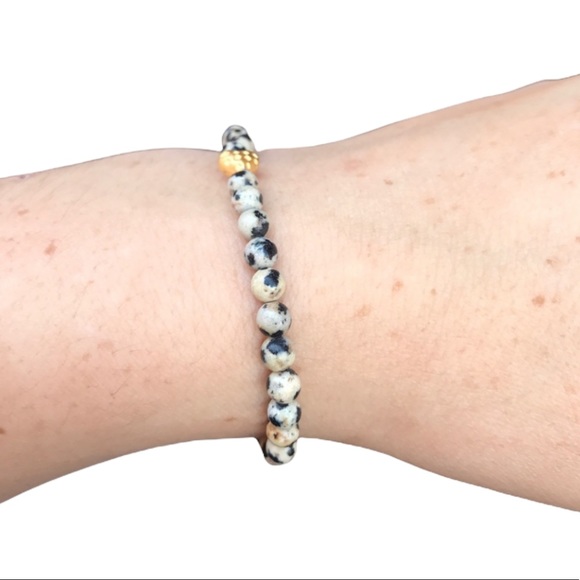 🎀HP🎀 Agate Heart Beaded stretch Bracelet - Picture 4 of 12